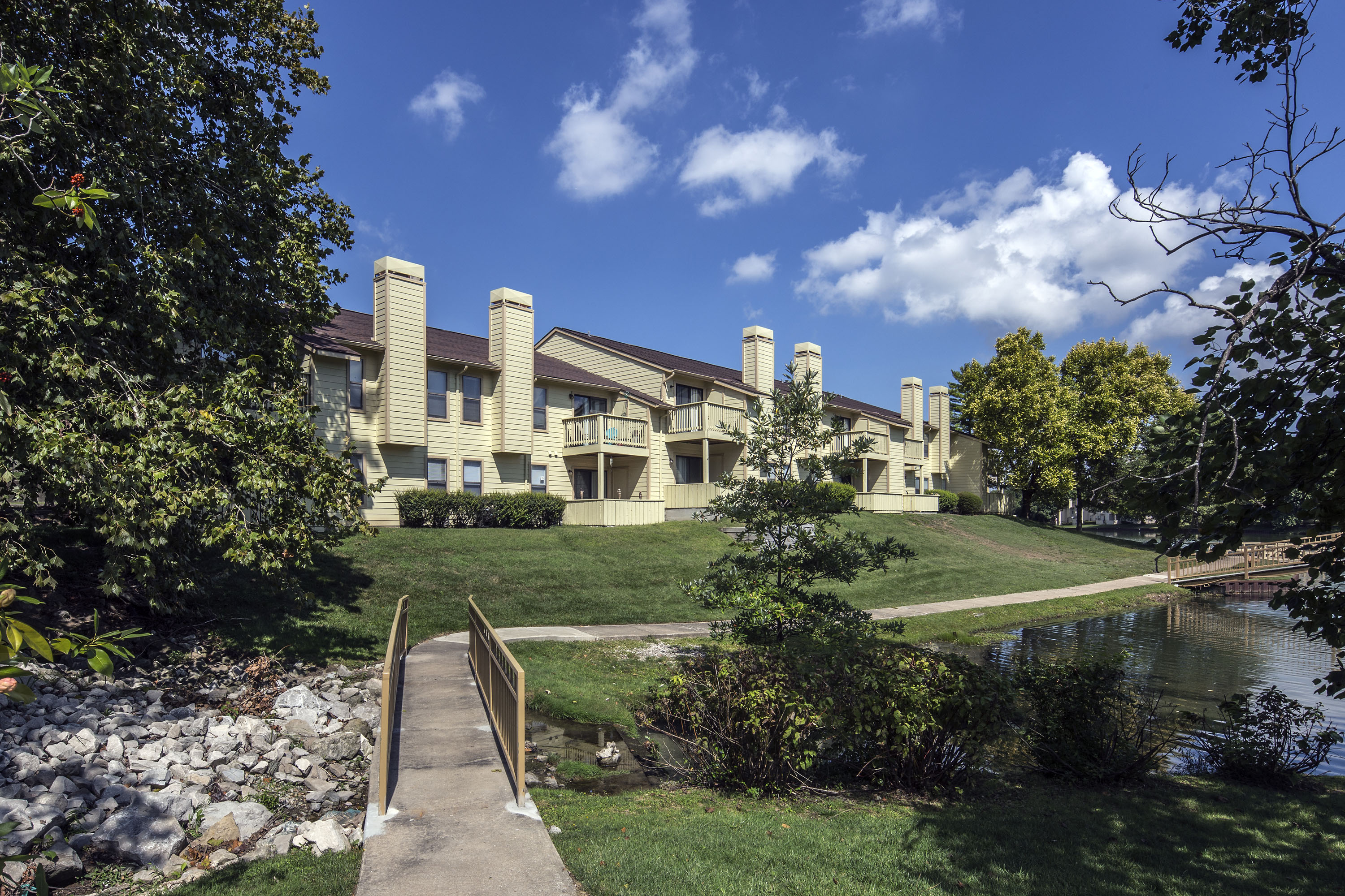 Sun Valley Lake The Multifamily Advisory Group at Cushman & Wakefield